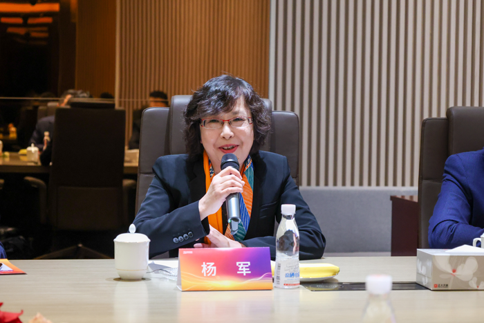 K8凯发国际基因副总经理兼临床事业部负责人杨军女士 K8凯发国际基因副总经理兼临床事业部负责人杨军女士